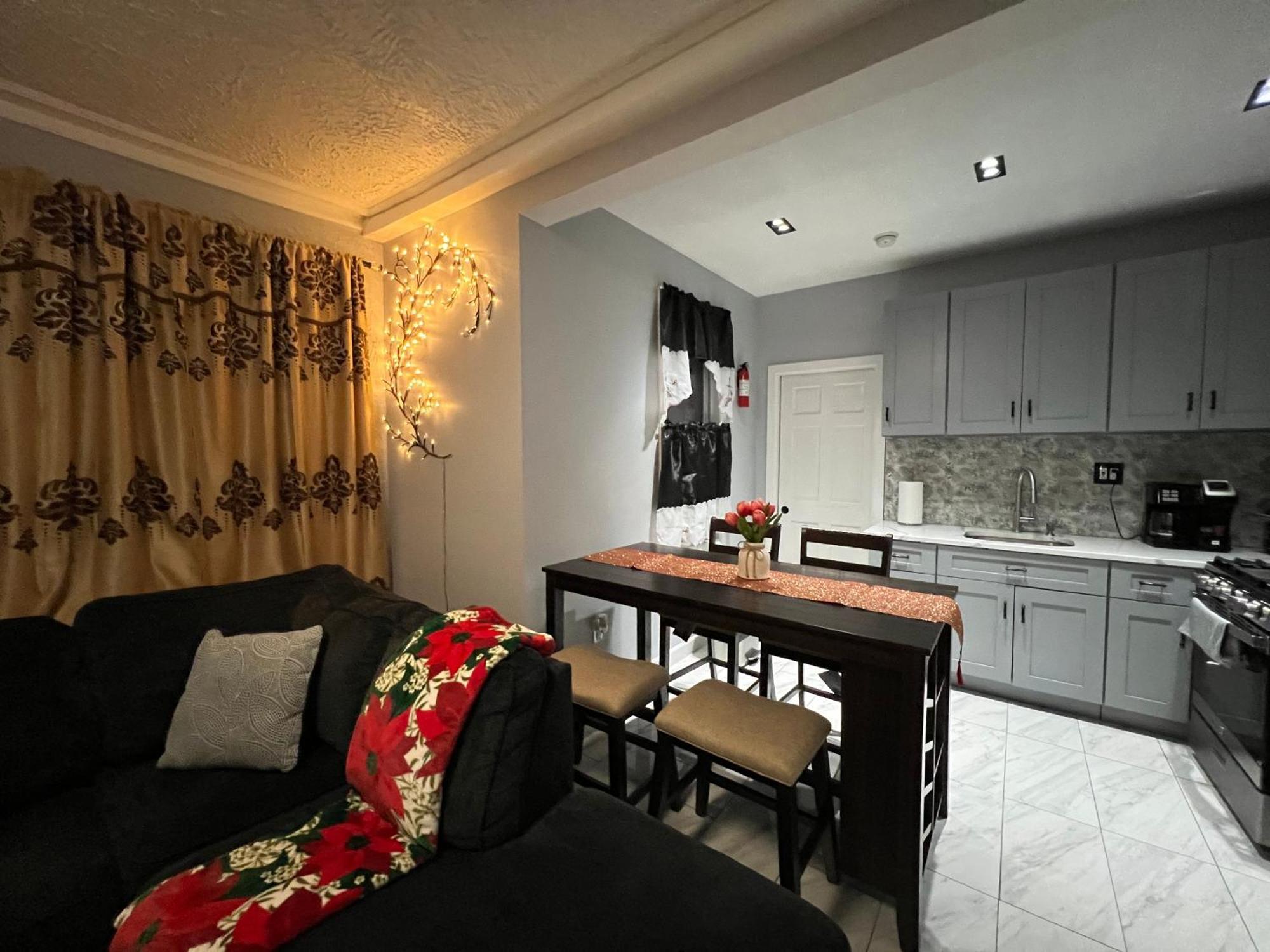 3 Bedrooms In 2Nd Floor Modern Brooklyn Home, Close To J Train New York Kültér fotó